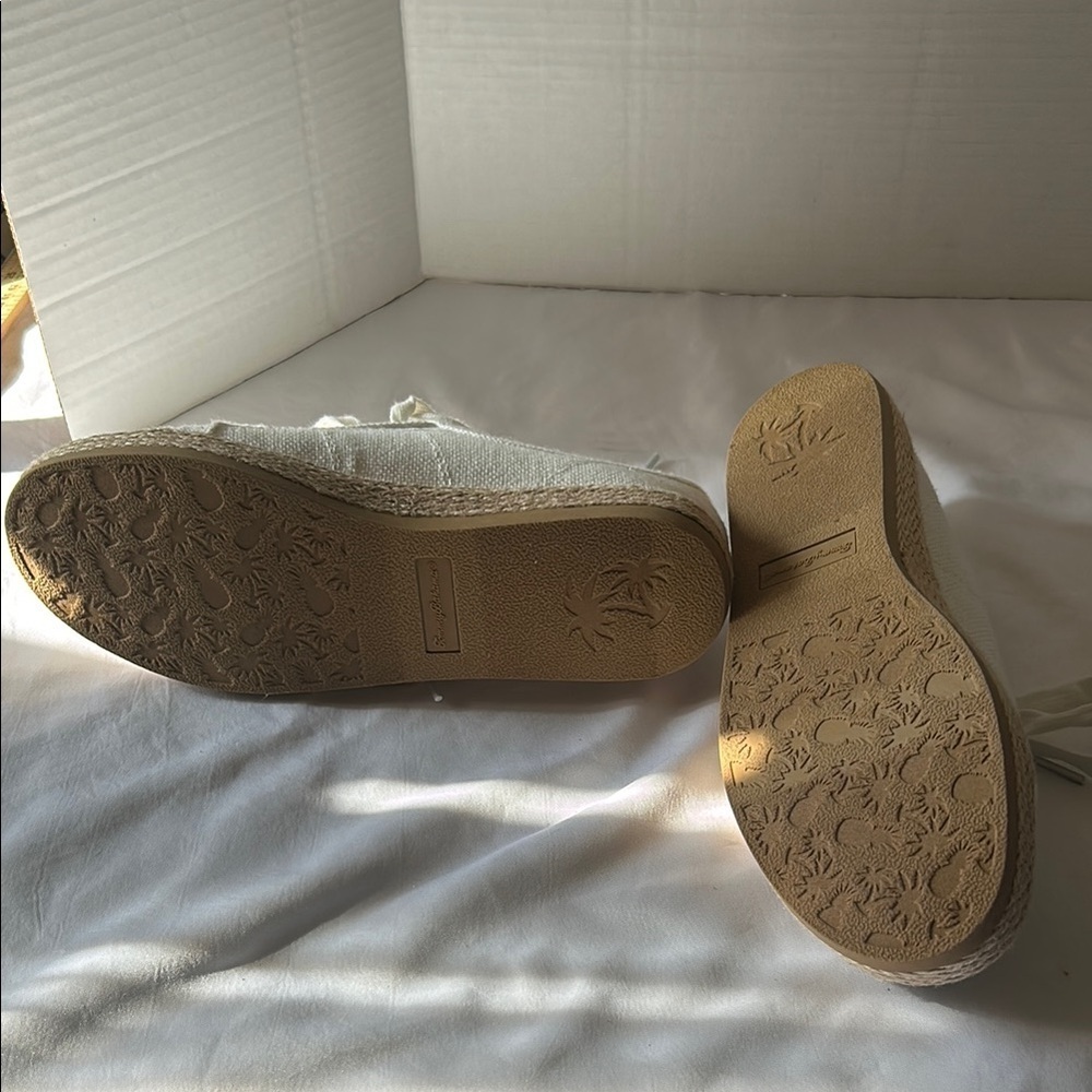 Tommy Bahama White Canvas Espadrilles - Picture 6 of 7